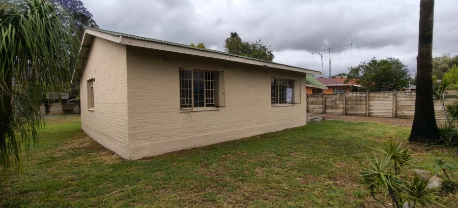 2 Bedroom Property for Sale in Oos Einde North West